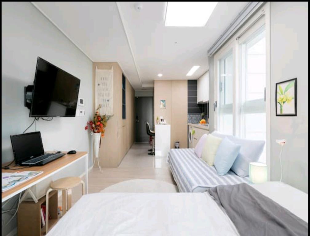 Circle House Hongdae Seoul